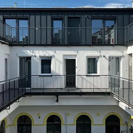 Daniel's Loft アパート *